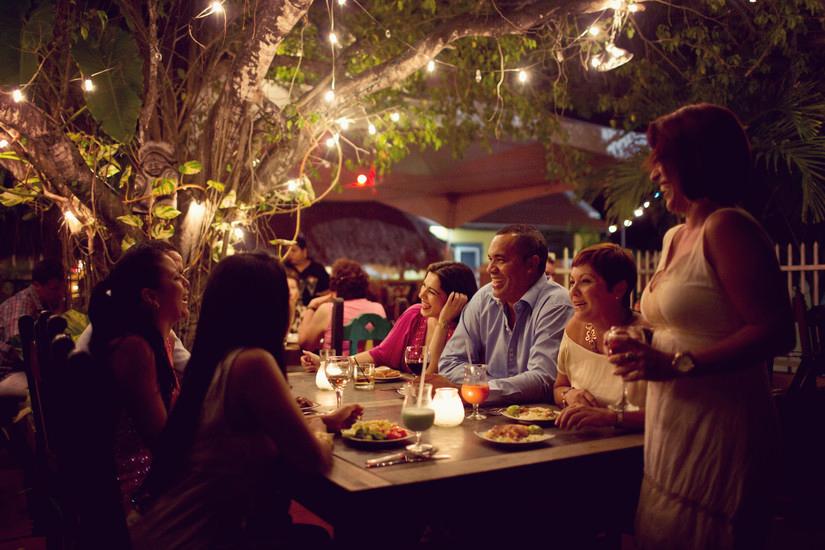 Club Social