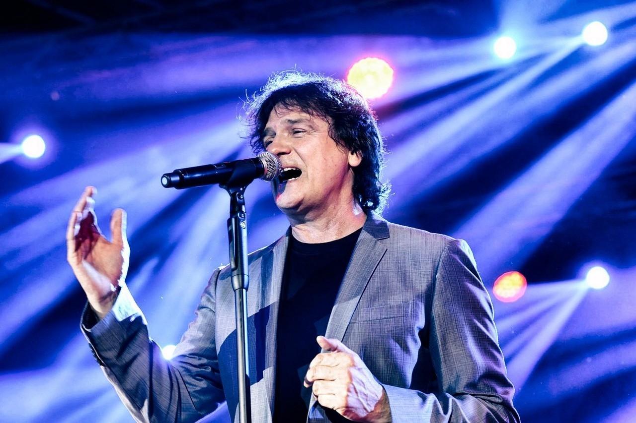 Zdravko Čolić