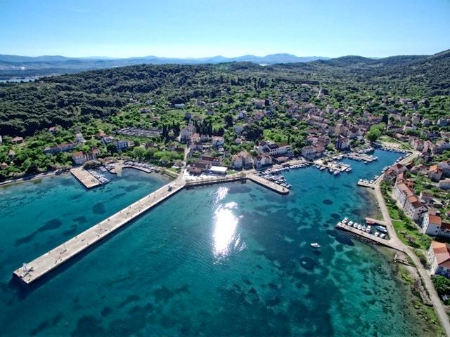 5 Magical Islands With No Cars in Šibenik Area