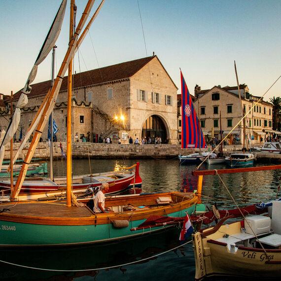 Hvar