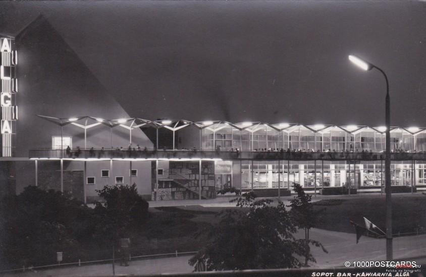 Alga Pavilion - A Communist Modernist ruin
