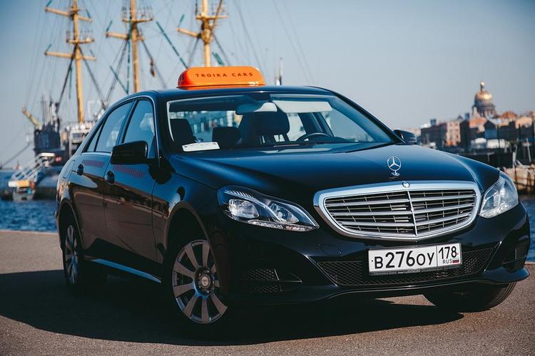 Troika Cars Taxi