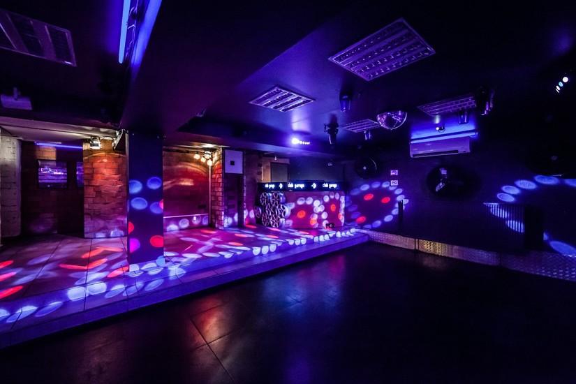 Club Garage