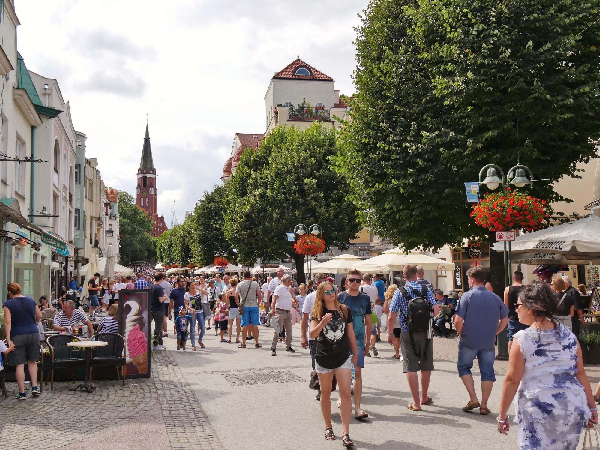 'Monciak' - Sopot's High Street