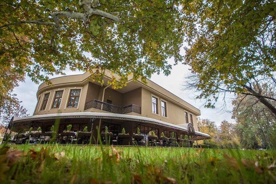 Villa Park Hotel