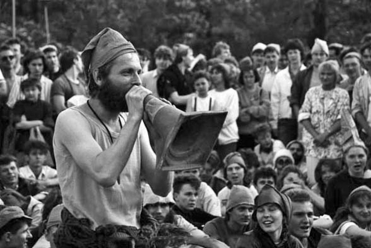 The Gnome Revolution: 'Major' Fydrych & the Orange Alternative