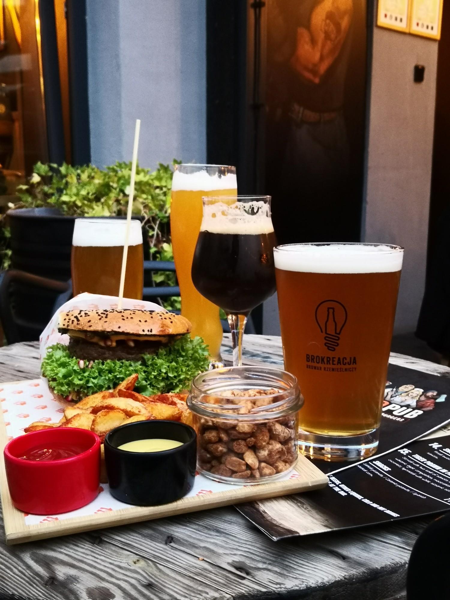 BroPub Craft Beer & Burgers