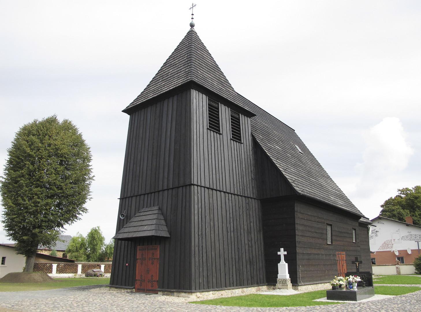 Church of the Holy Apostles Simon & Jude Thaddeus in Kosieczyn
