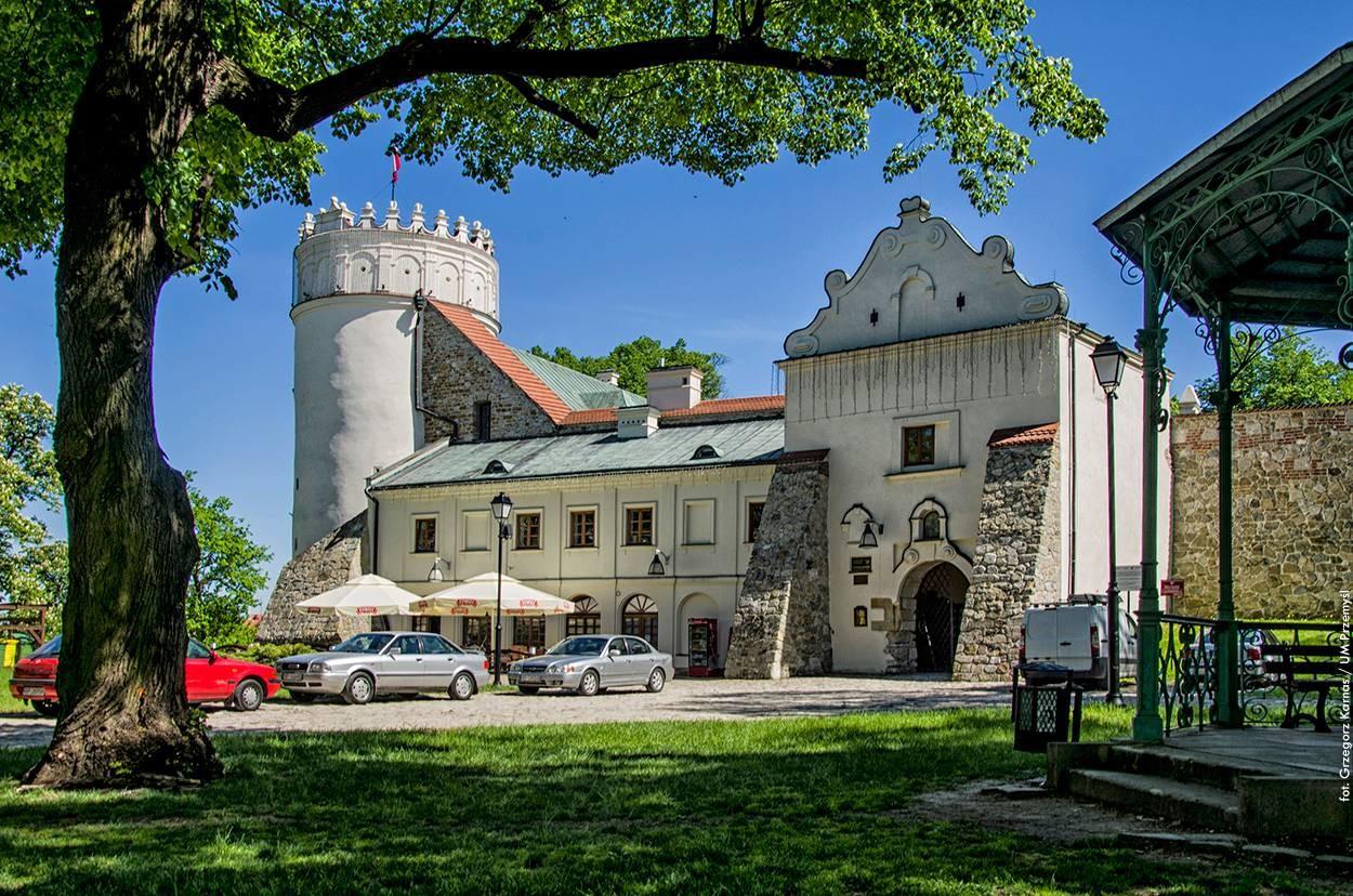 Casimir Castle
