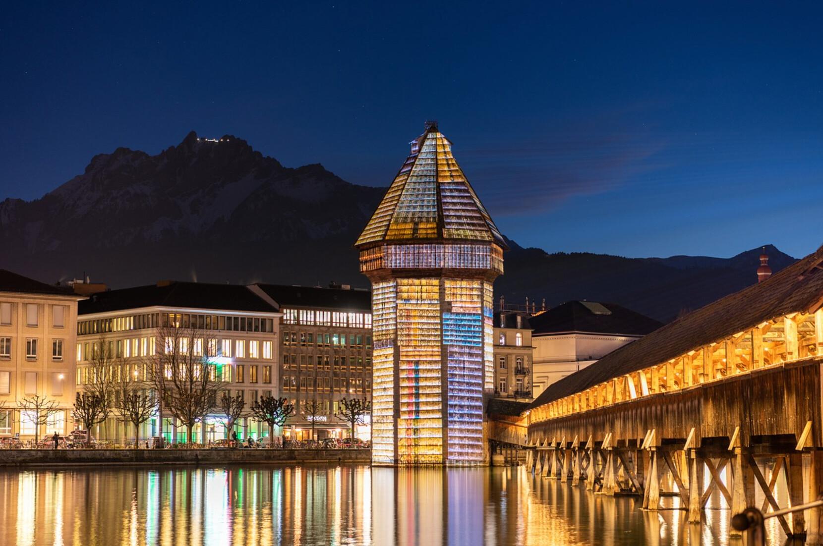 A Guide to Lucerne Christmas Markets: Festive Delights and Holiday Cheer
