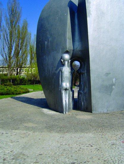 Child Martyrs Monument